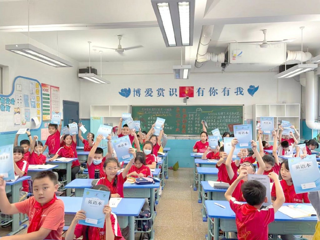 西安市未央?yún)^(qū)捐贈